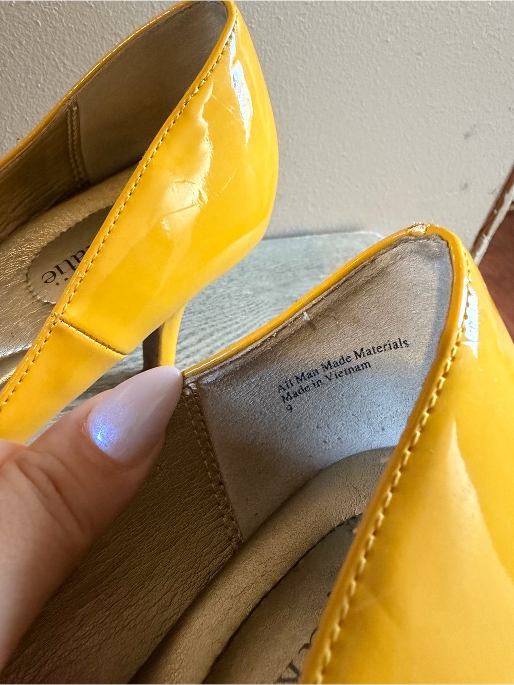Kelly & Katie Glossy Mustard Yellow Patent Heel Pumps - Picture 8 of 9
